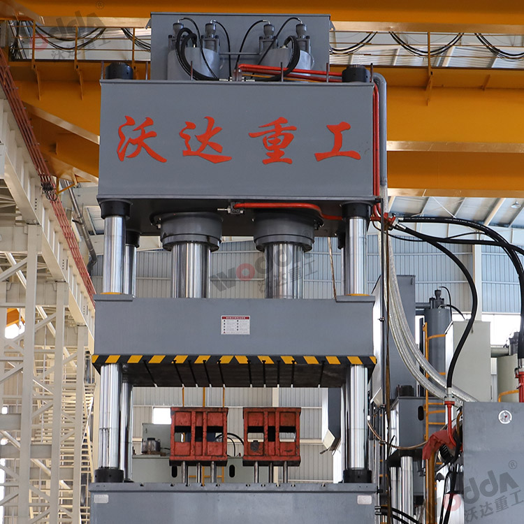 1000液壓機(jī)（立柱、油缸）